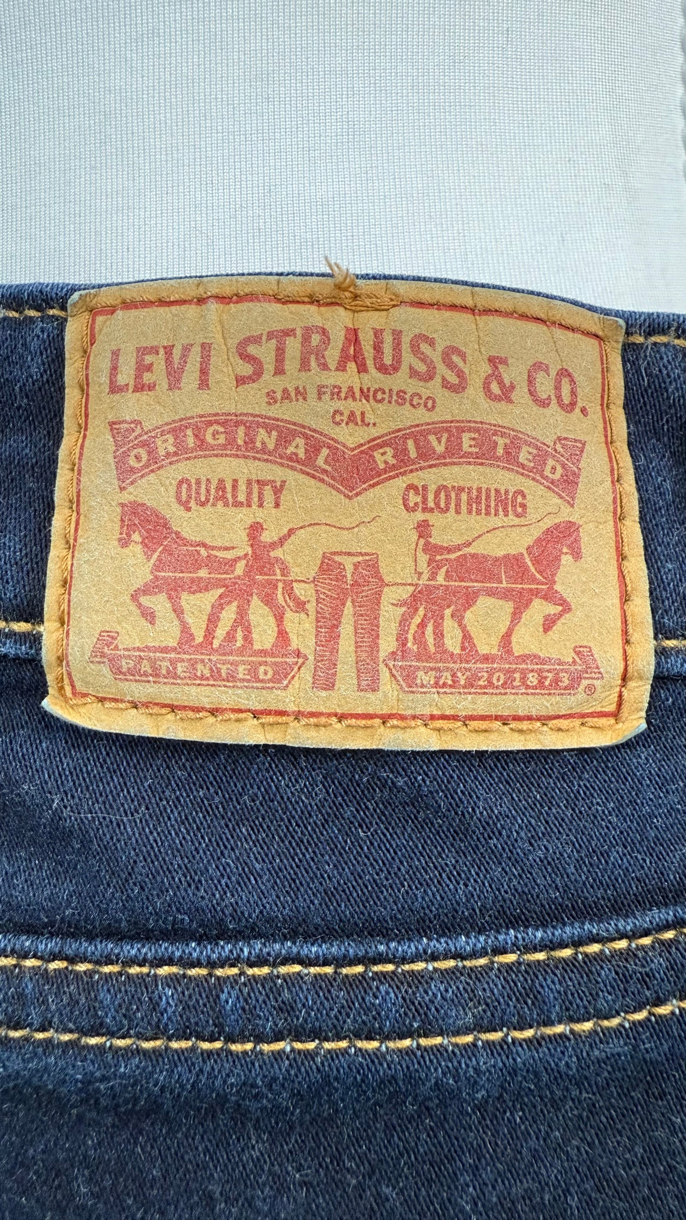 Levi Jeans Flared bottom zipper fly, waist 29"