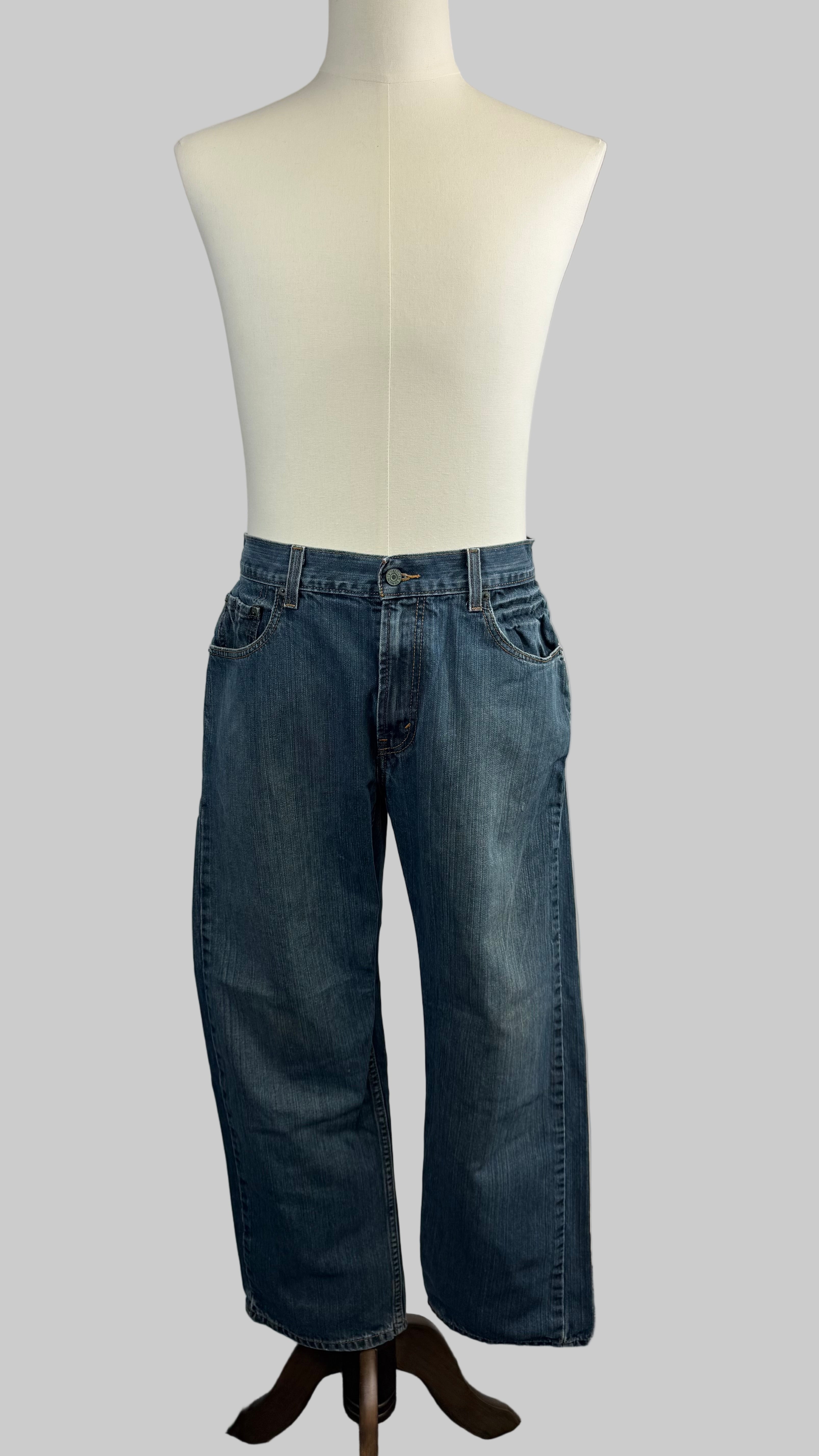 Levi Men's 559 Jeans, waist 32"