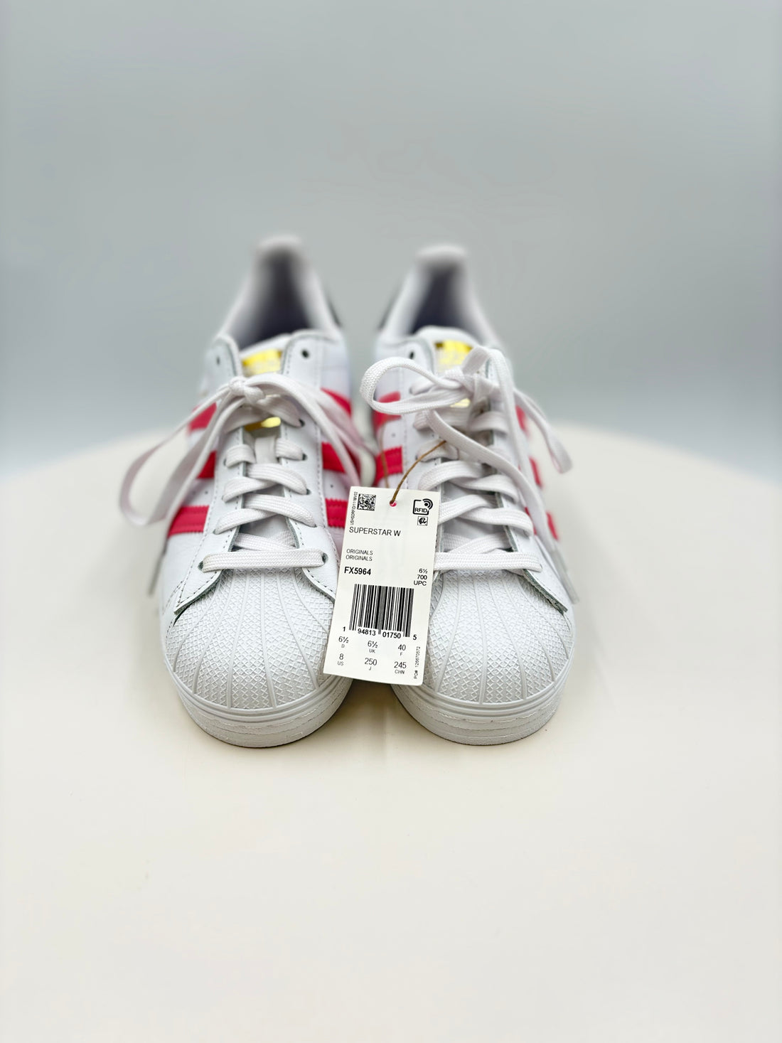 Adidas superstar, NWT