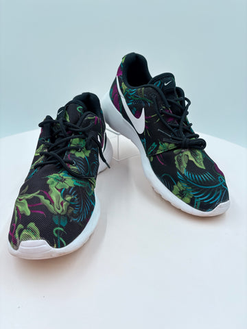 Nike Roshe Fuchsia Flash Women's sneakers