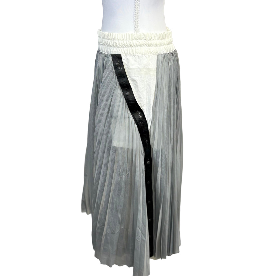 Nike/Sacai High Low Skirt NWT, size small