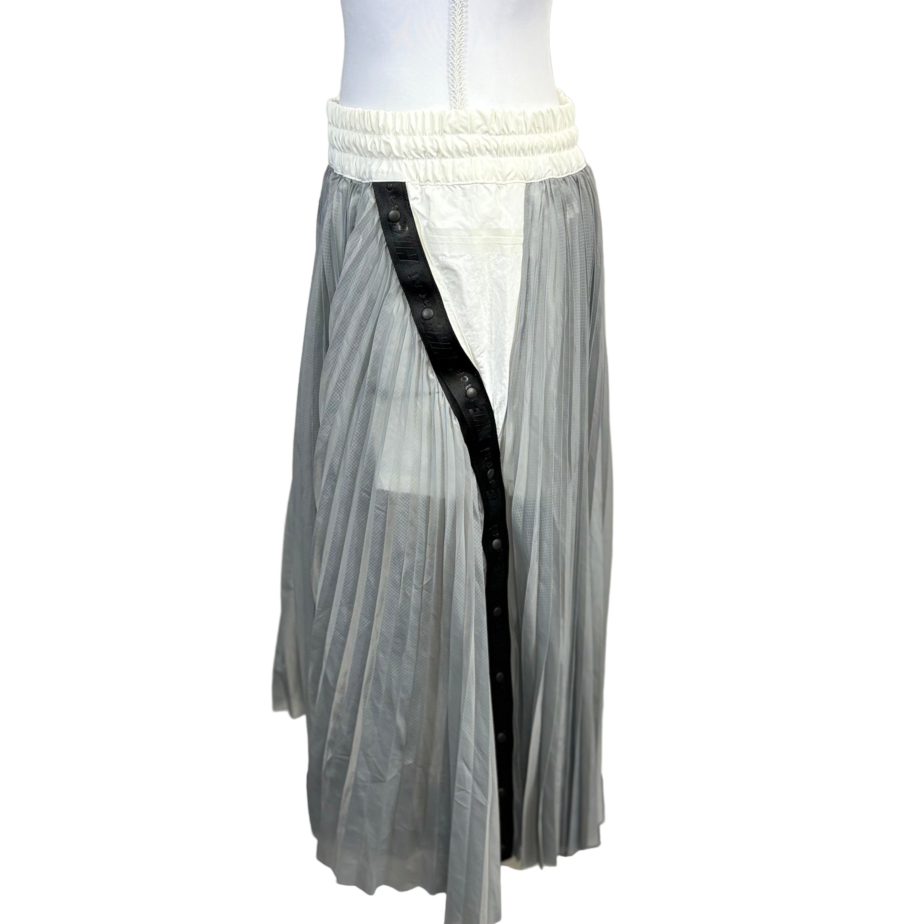Nike/Sacai High Low Skirt NWT, size small