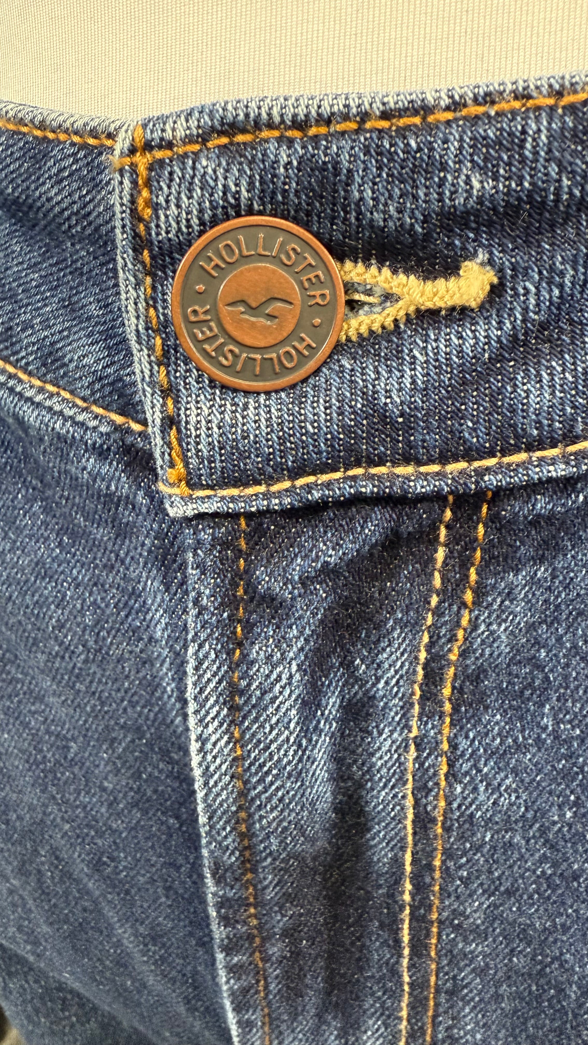 Hollister Women's wide leg jeans, size 12, waist 31"