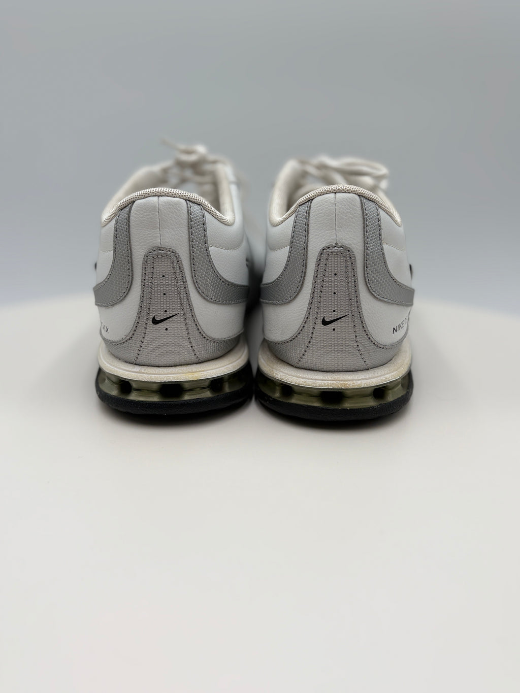 Nike Reax Trainer III SL White Metallic Silver (333765-101) Authenticated