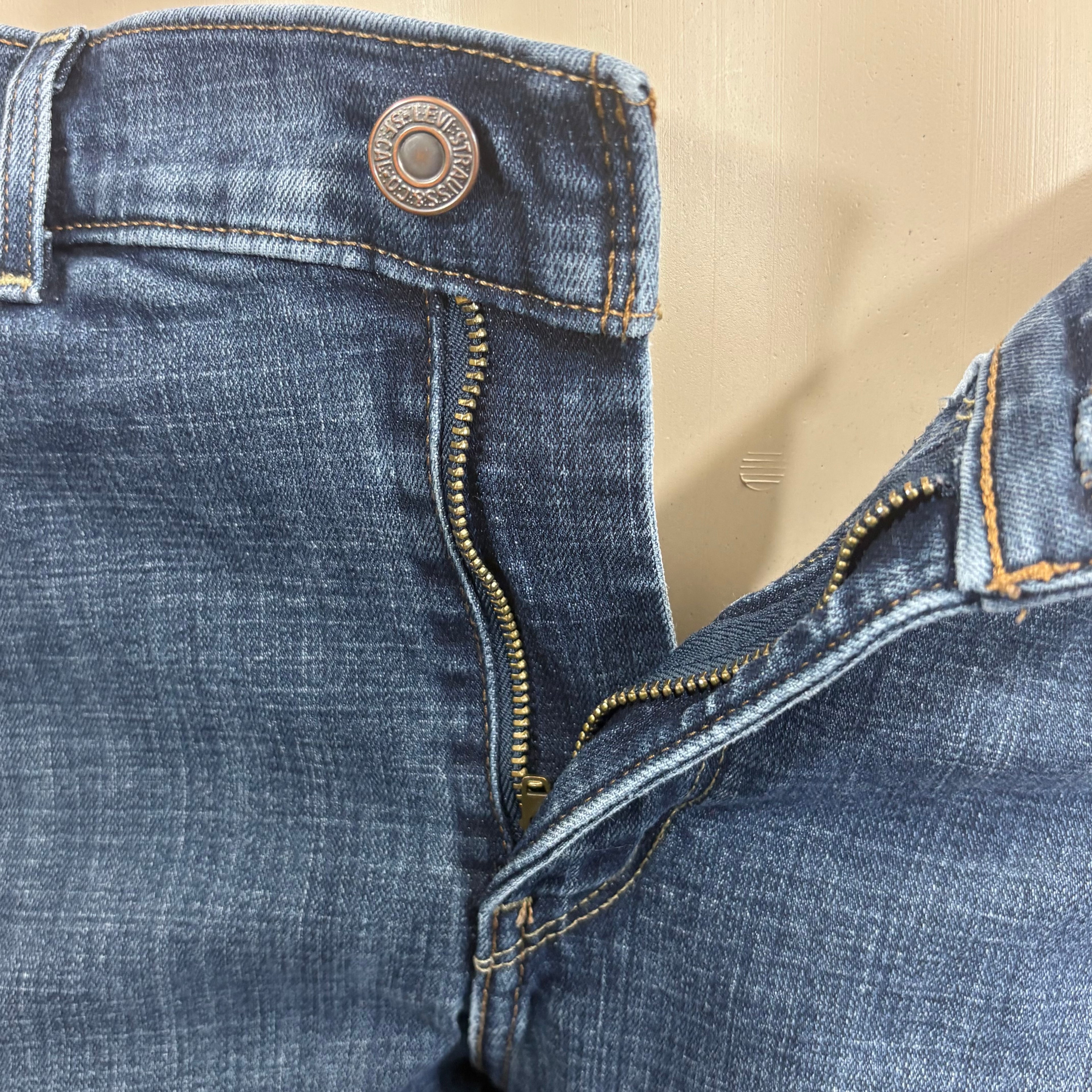 Levi Women's Boot Cut Jeans, size 12, waist 31"