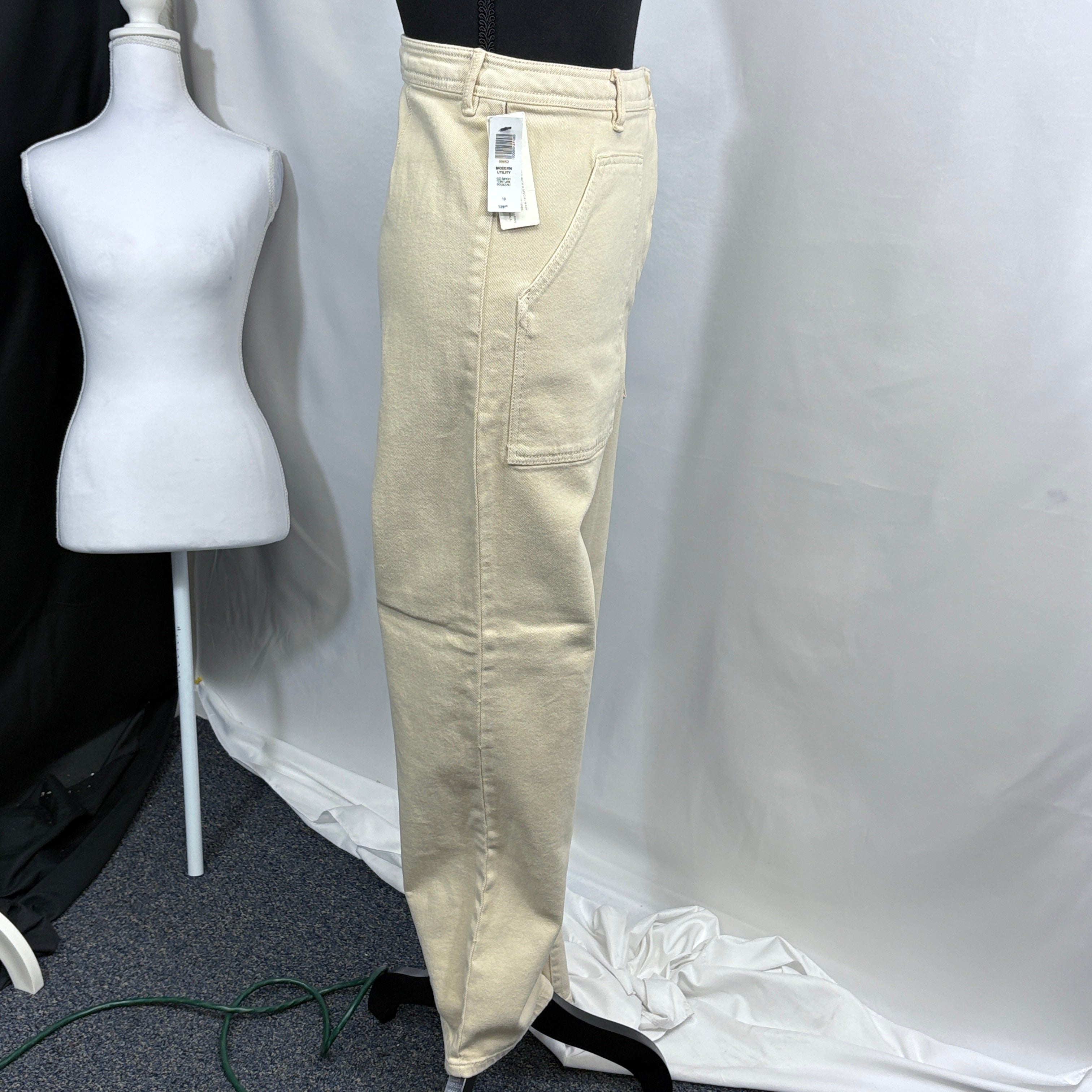 Wilfred Free Straight Leg Jeans, NWT, size 10