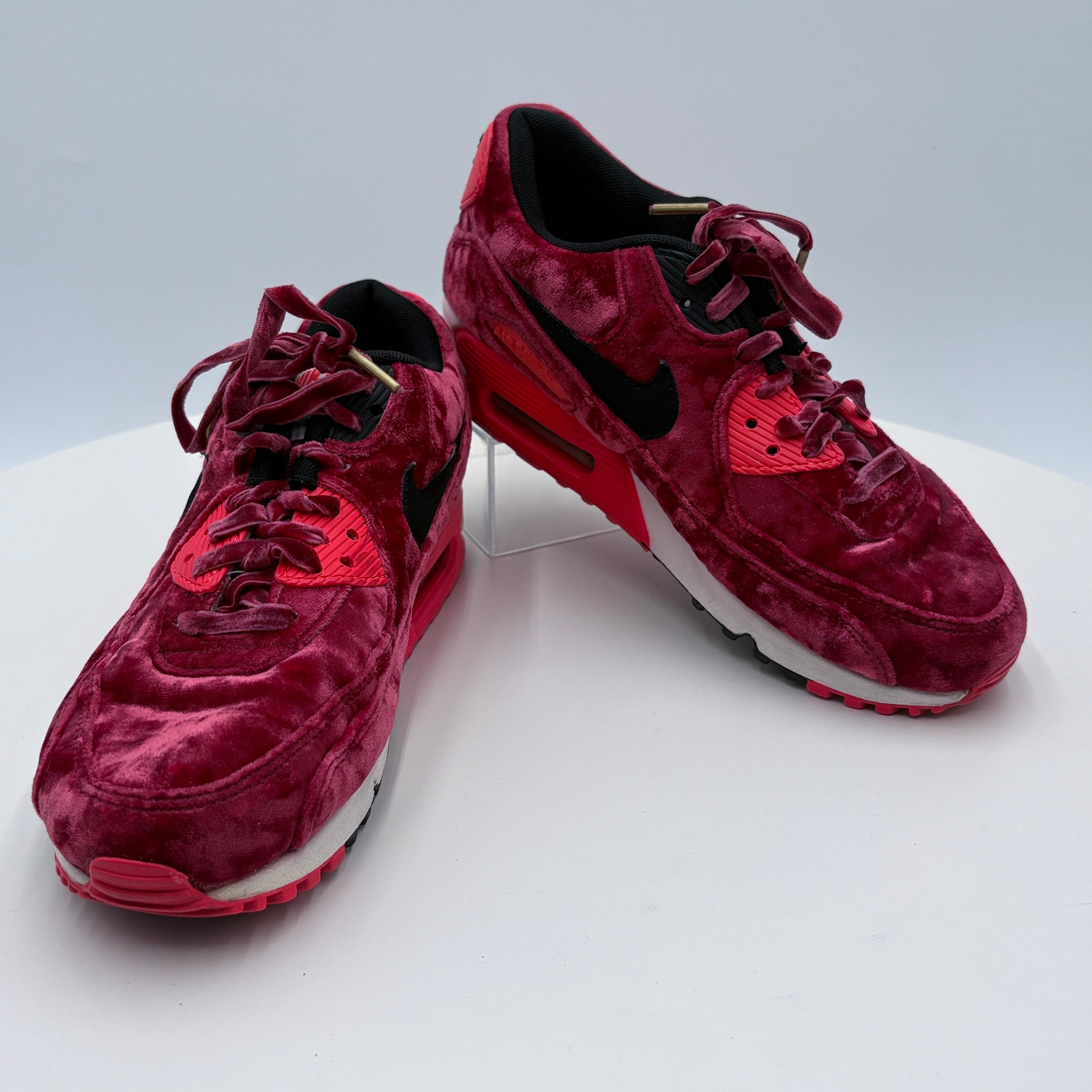Authenticated Nike Air Max 90, infrared red sneakers