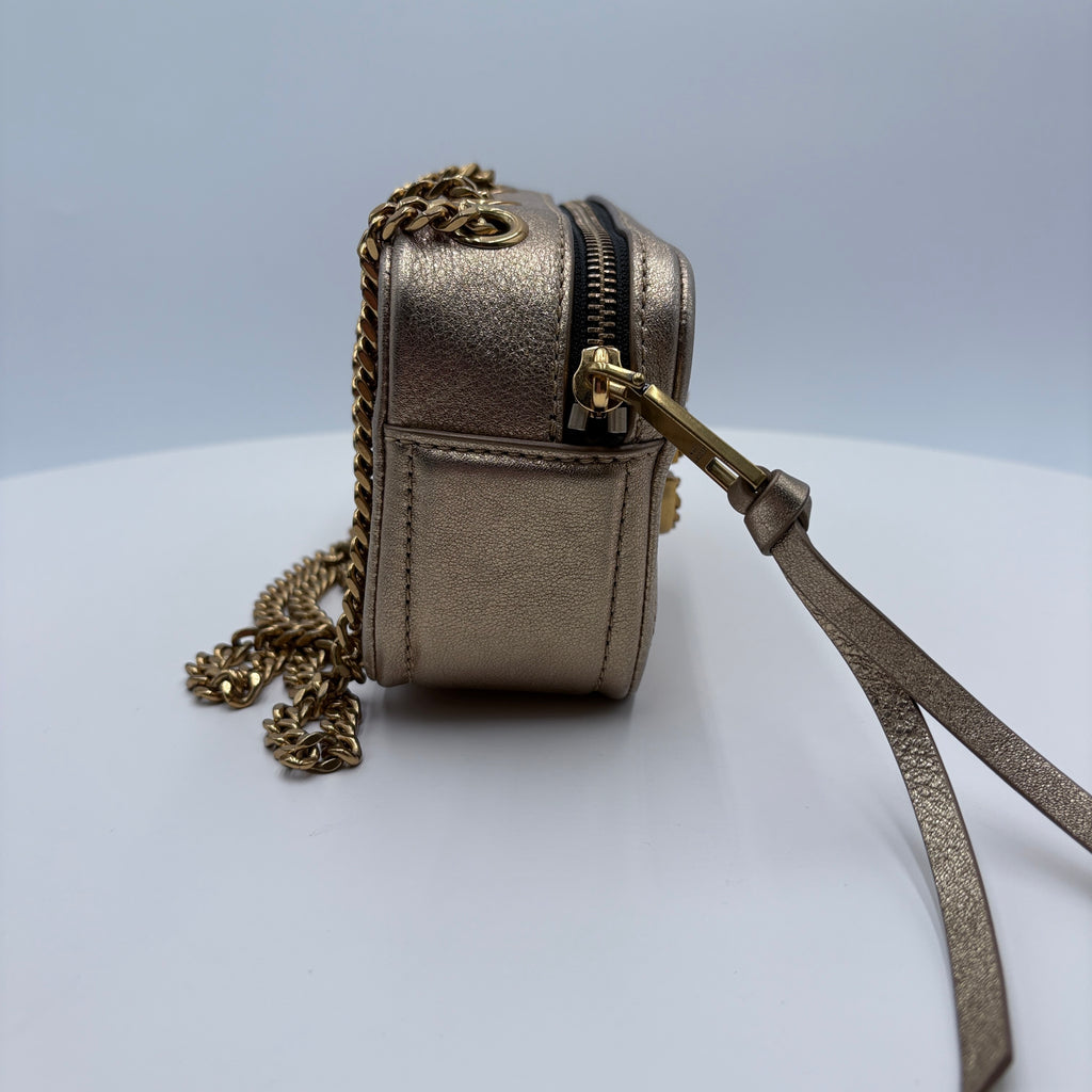Marc Jacobs Snapshop cross body purse with gold chain