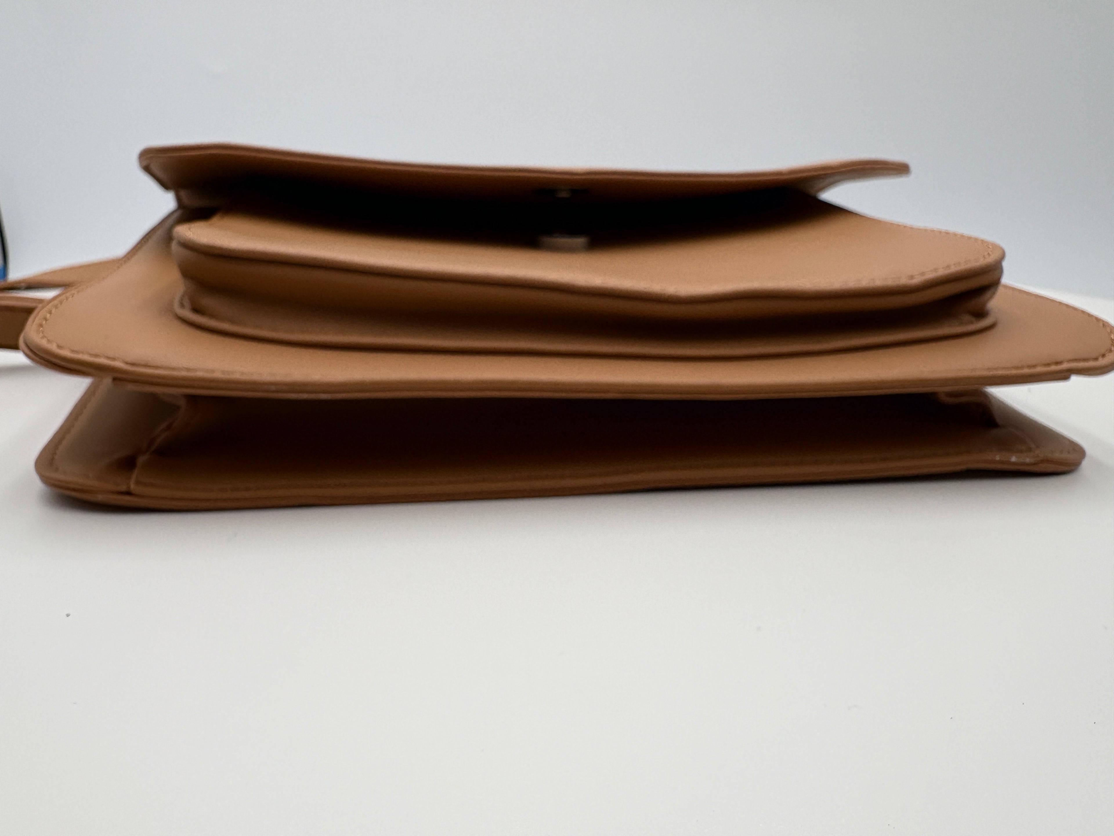 Pixi Mood cross body purse