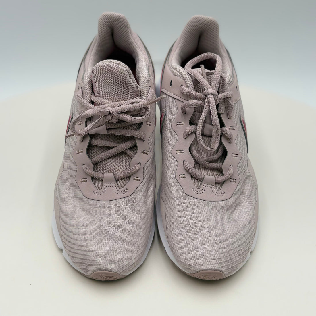 Nike Legend Essential 2, Platinum Violet sneakers, CQ9545-003, like new