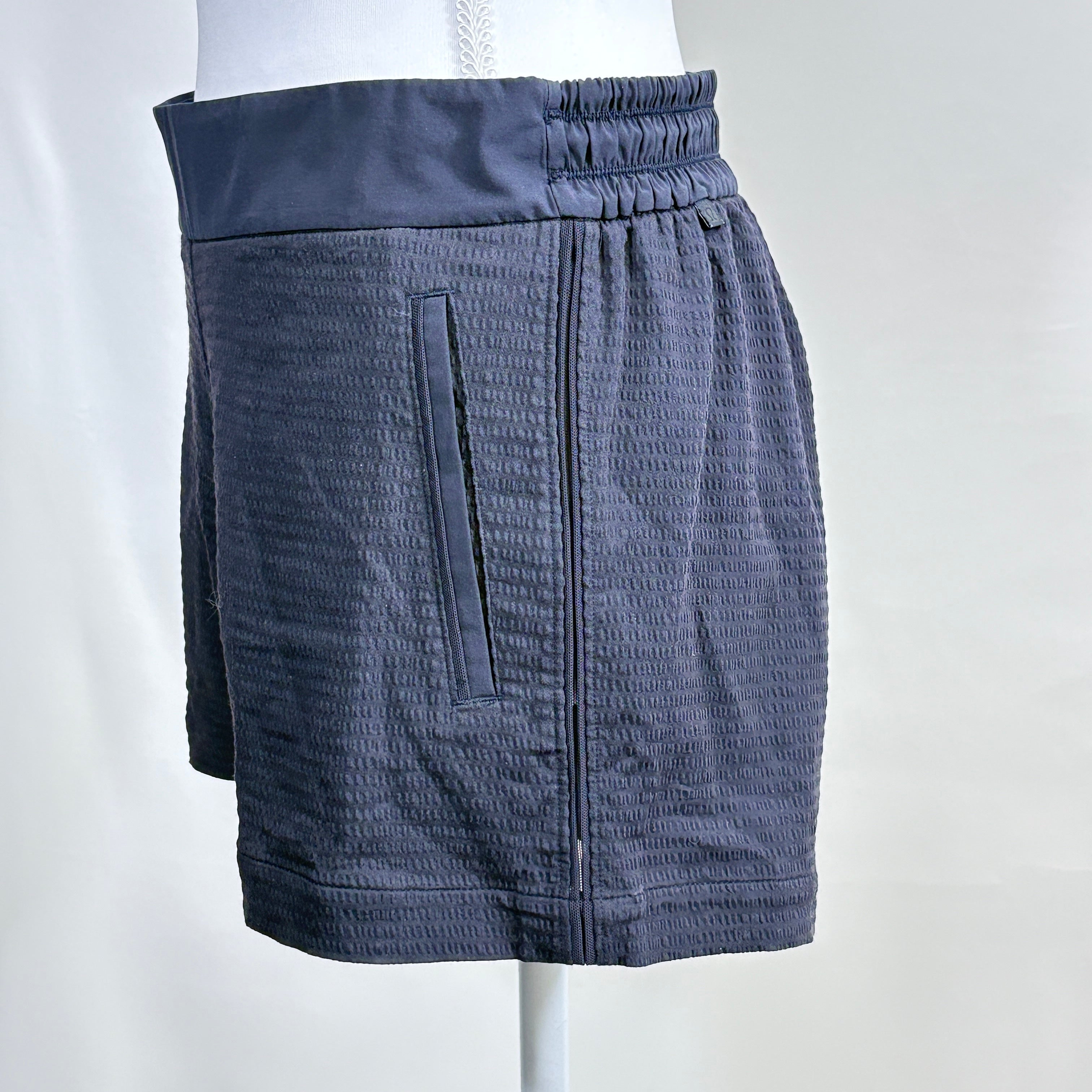 Lululemon women's shorts, size 6