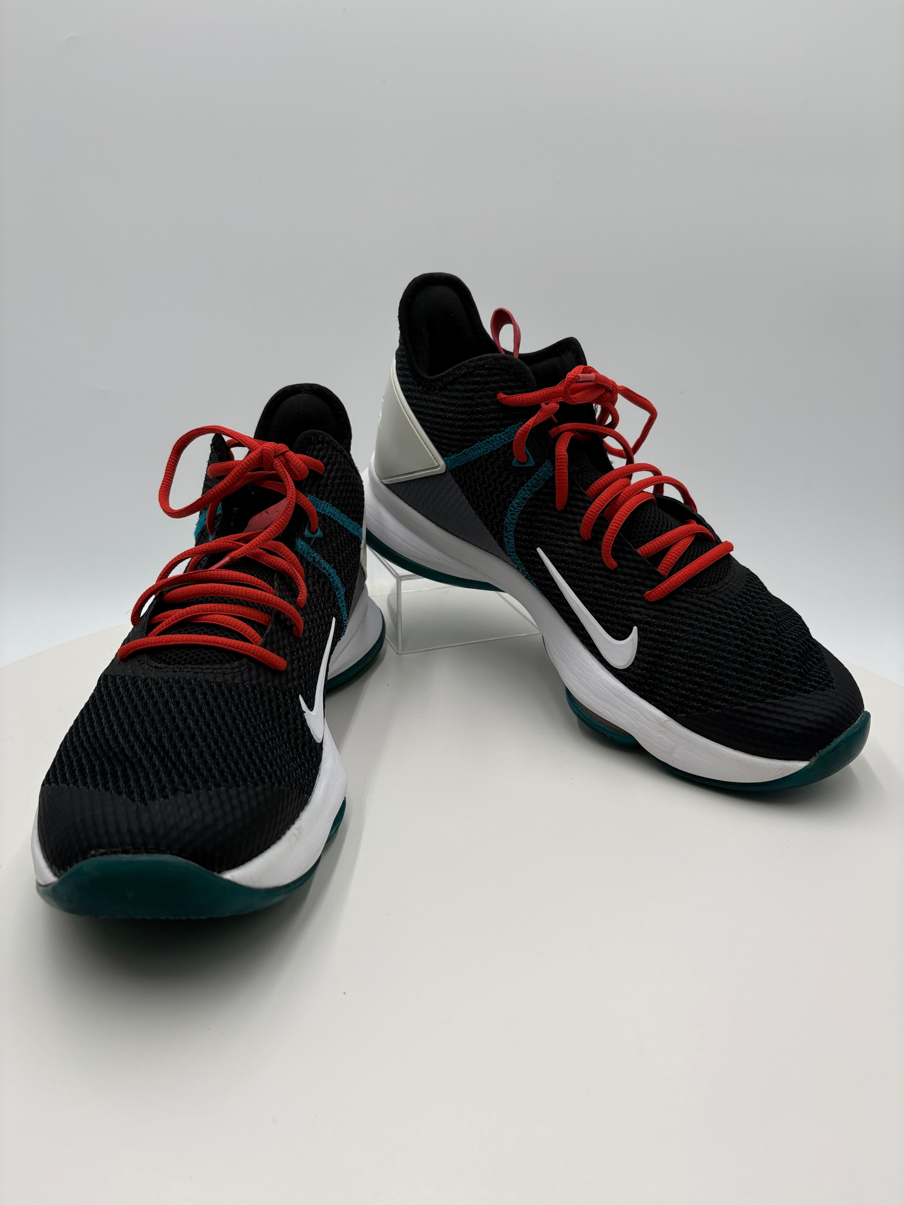 Nike Lebron Witness 3