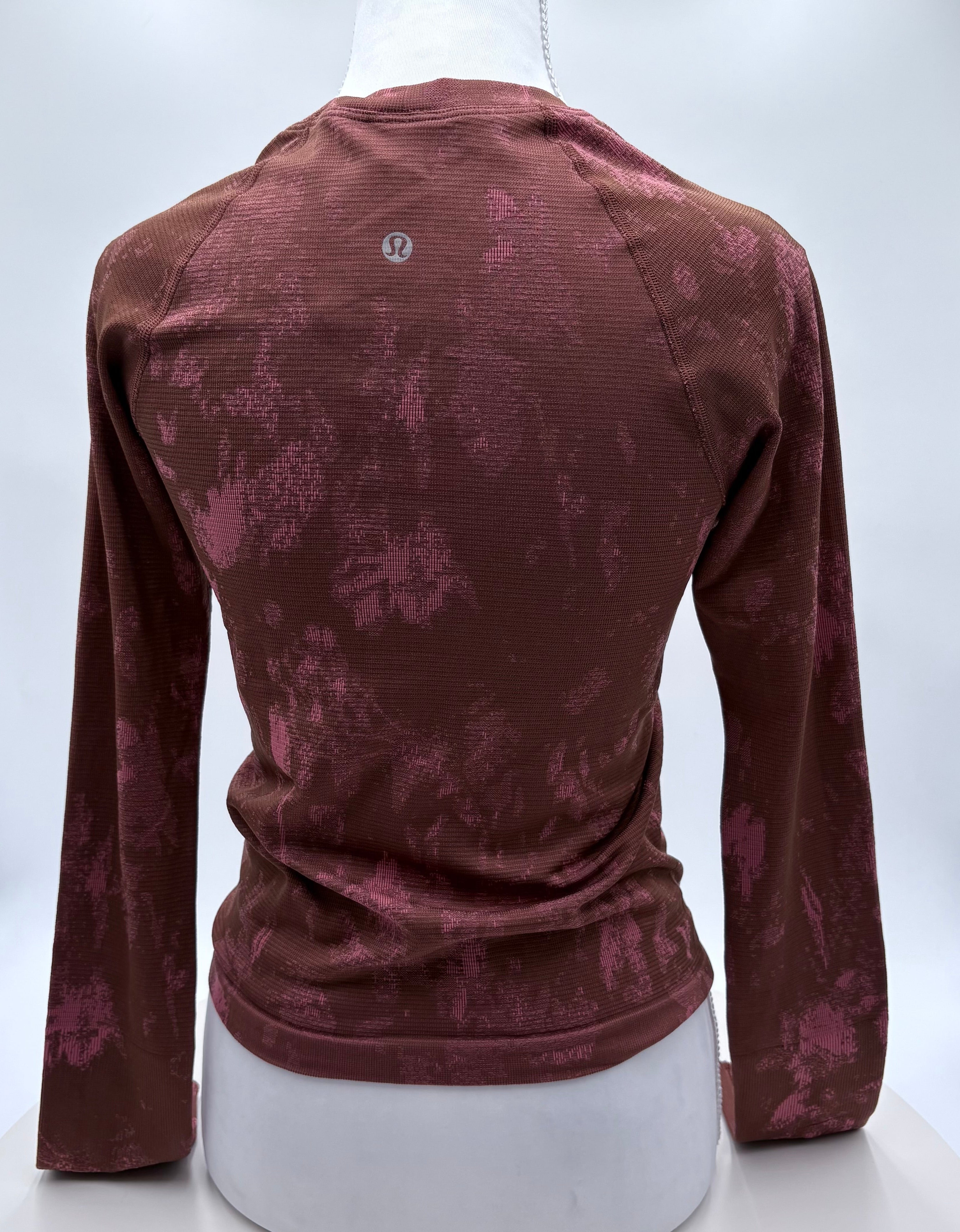 Lululemon long sleeve shirt, size 4