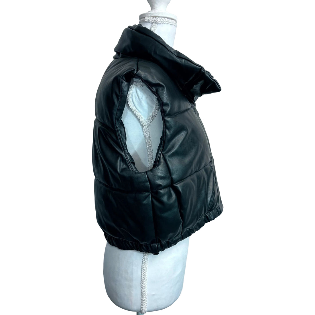 Zara Faux Leather Puffer Vest, size Small