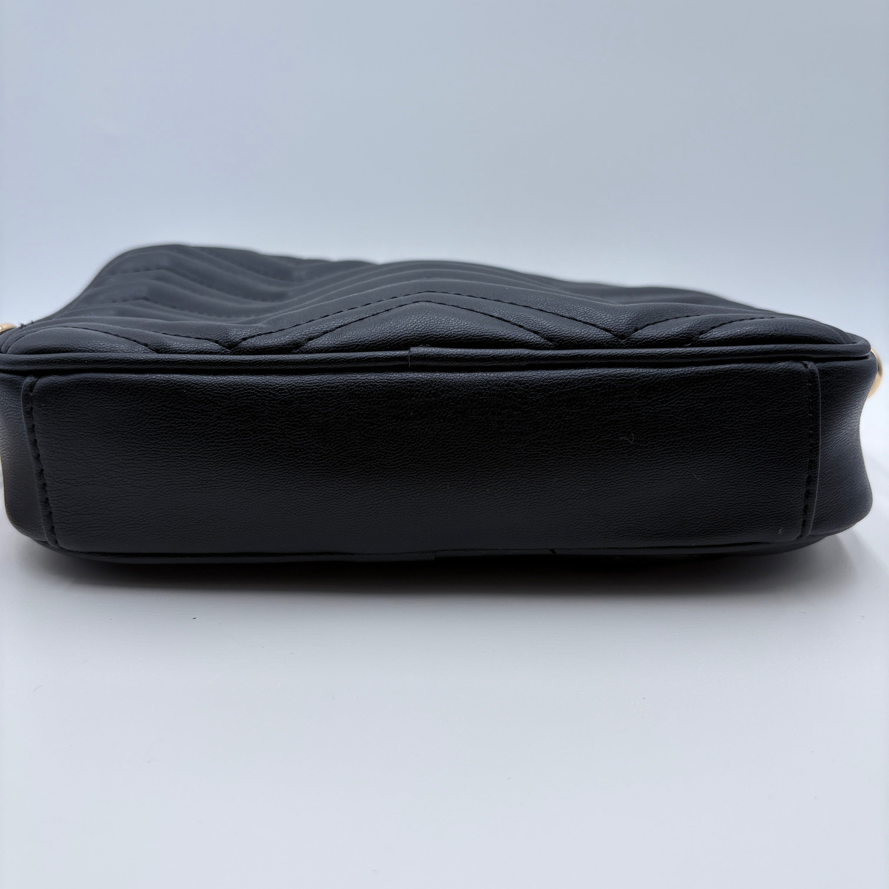 Ann Klein cross body purse