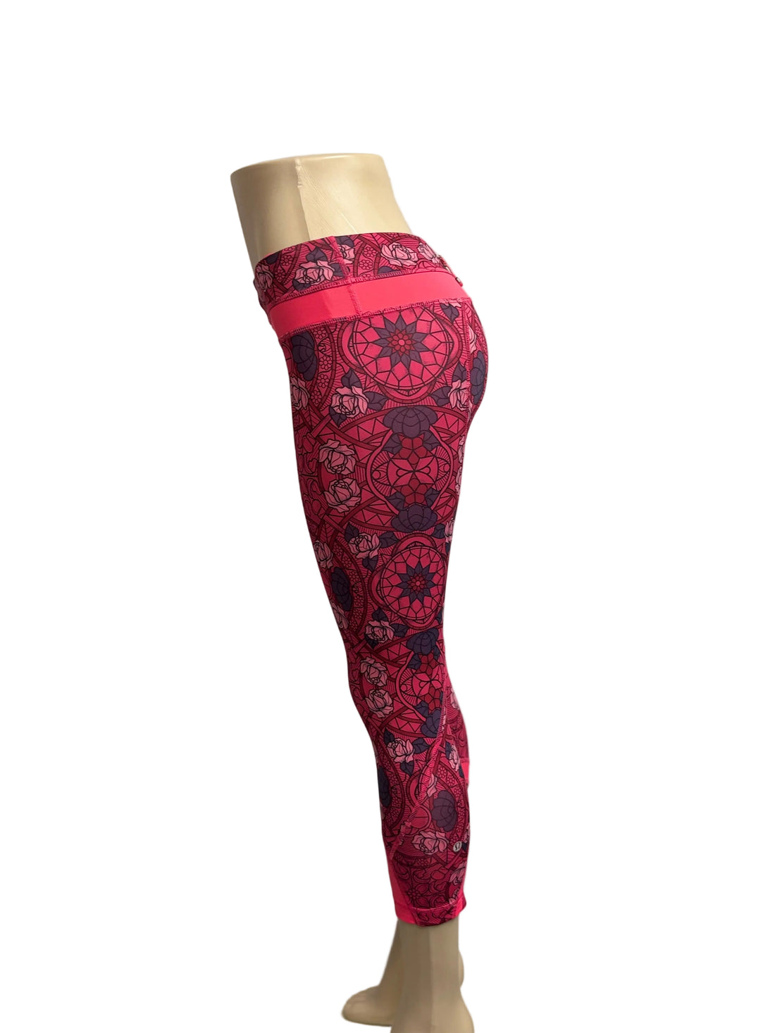 Lululemon red print leggings