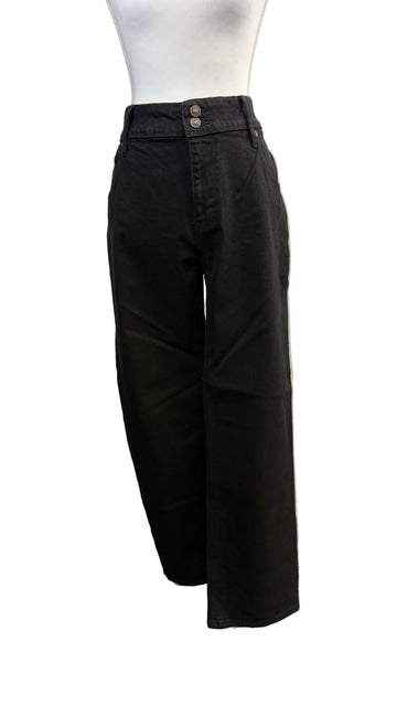 Black pants on a mannequin against a white background
