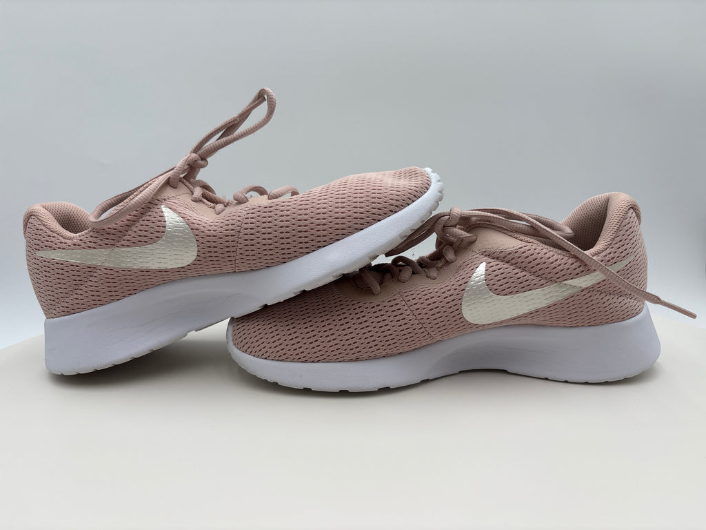 Nike Tanjun "Particle Beige" 812655-202